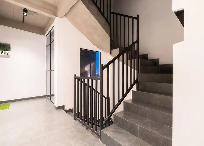 P201 Zocalo 2Bdrm2B Ac Rooftop Business C