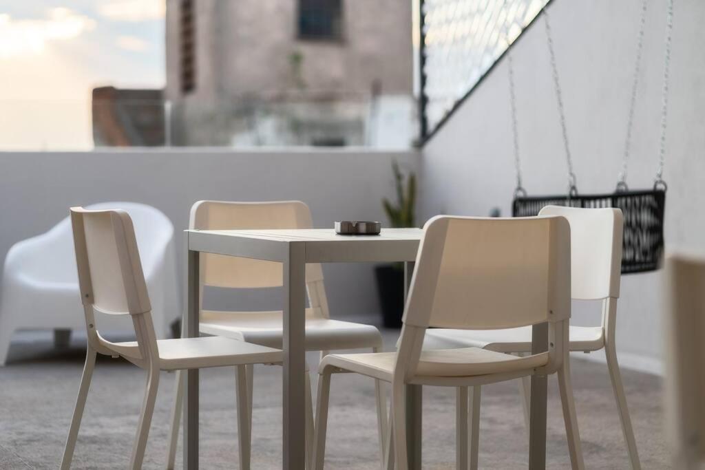 P201 Zocalo 2bdrm2b Ac Rooftop Business C Apartment *