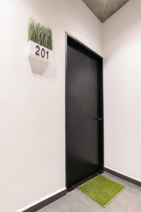 P201 Zocalo 2bdrm2b Ac Rooftop Business C *