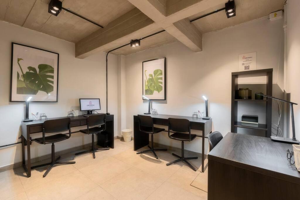 P201 Zocalo 2bdrm2b Ac Rooftop Business C *
